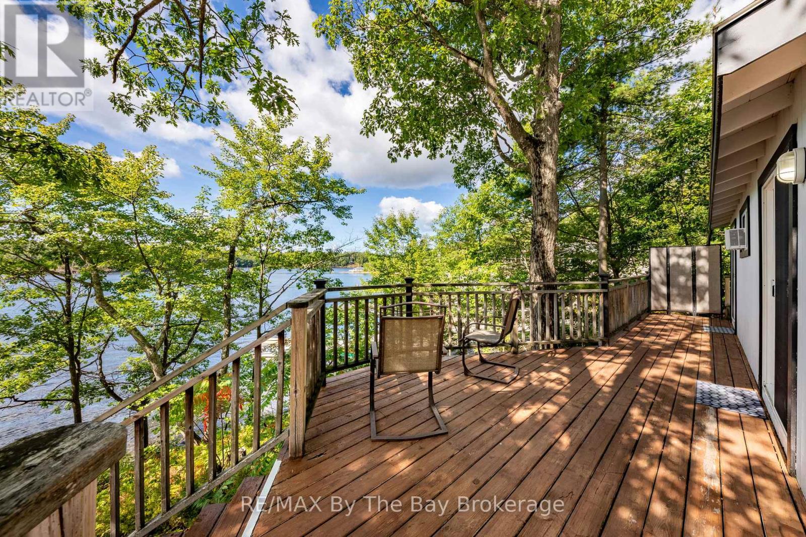 18588 Georgian Bay Shore, Georgian Bay, Ontario  P0E 1E0 - Photo 21 - X12376453