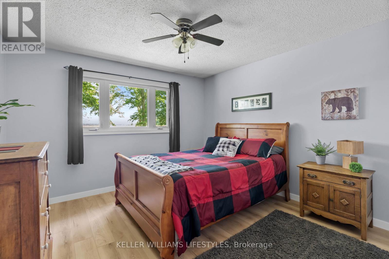 6545 Thomson Line, Lambton Shores, Ontario  N0N 1J2 - Photo 15 - X12376458