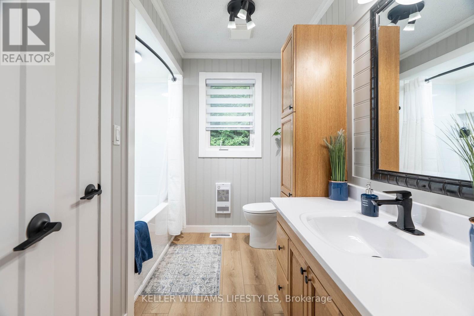 6545 Thomson Line, Lambton Shores, Ontario  N0N 1J2 - Photo 17 - X12376458