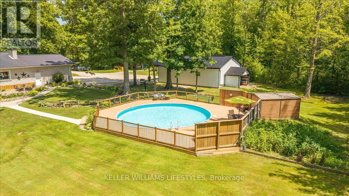 6545 Thomson Line, Lambton Shores, Ontario  N0N 1J2 - Photo 3 - X12376458