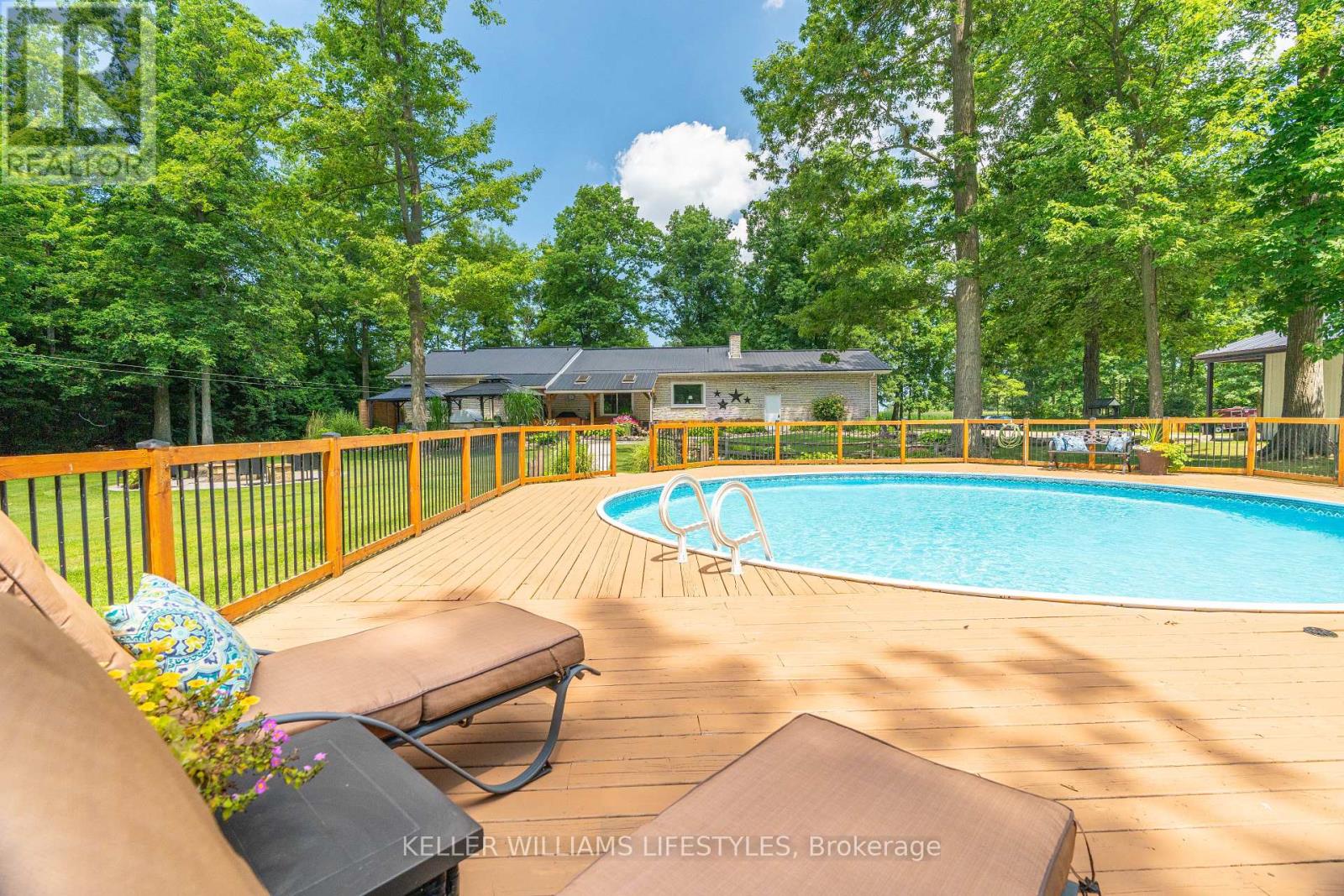 6545 Thomson Line, Lambton Shores, Ontario  N0N 1J2 - Photo 36 - X12376458