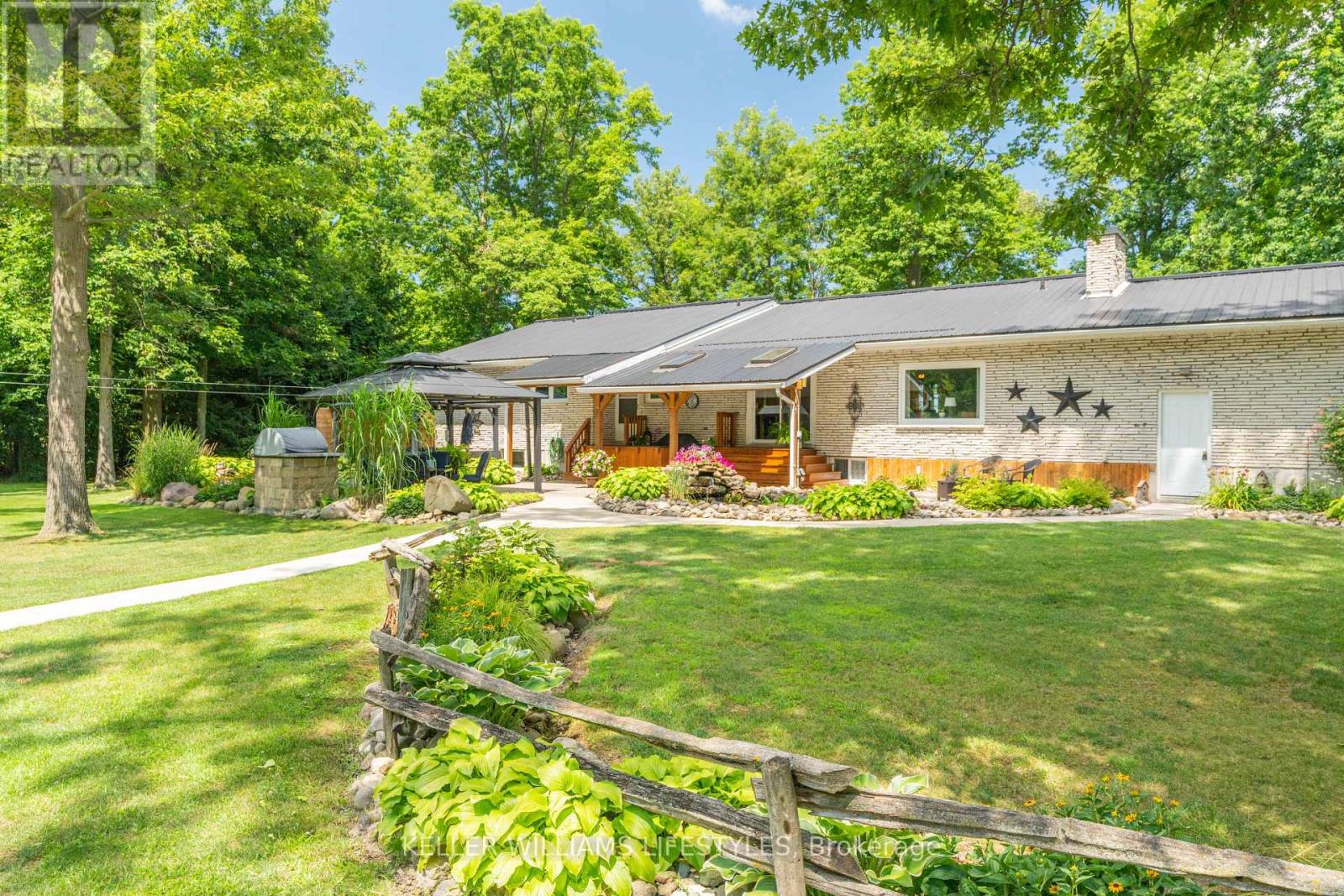 6545 Thomson Line, Lambton Shores, Ontario  N0N 1J2 - Photo 37 - X12376458