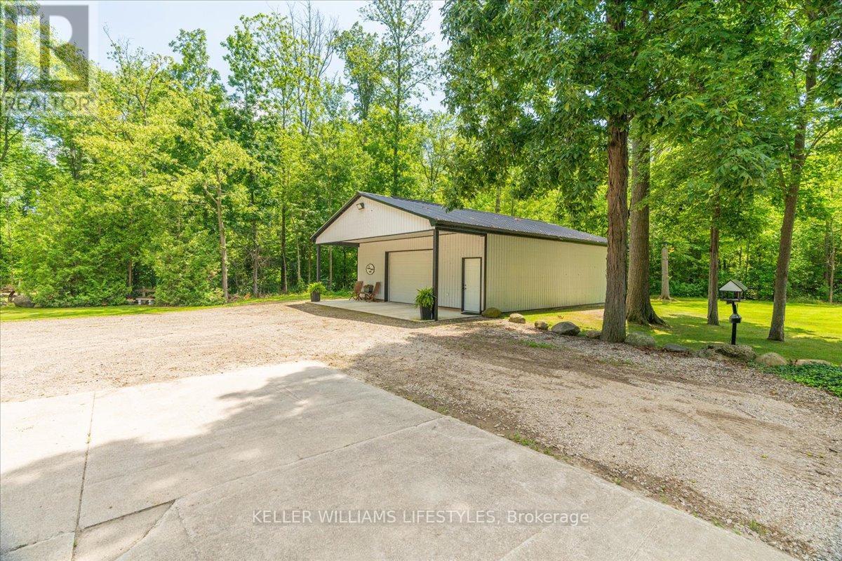 6545 Thomson Line, Lambton Shores, Ontario  N0N 1J2 - Photo 39 - X12376458