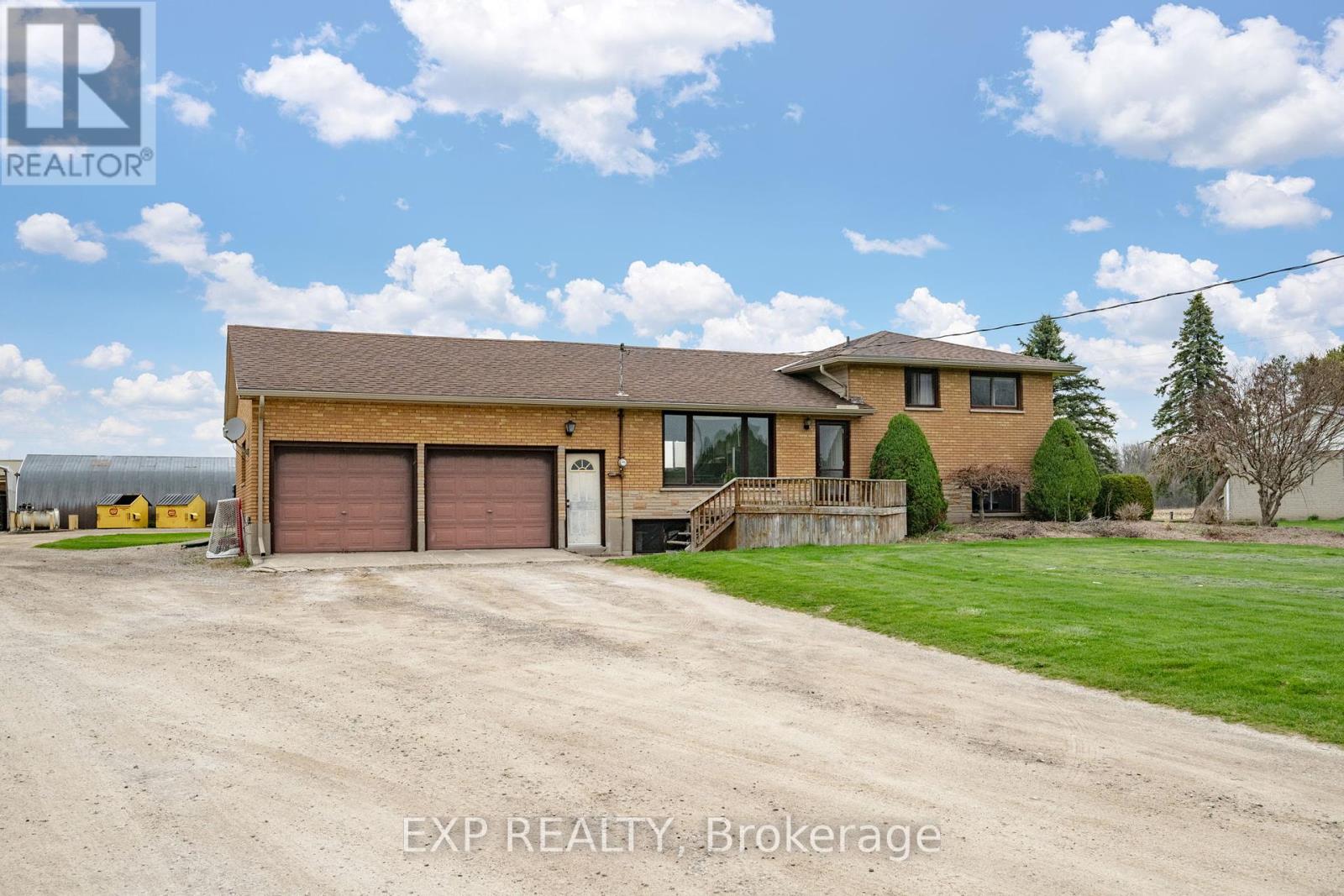 3862 Trafalgar Street, Thames Centre, Ontario  N6M 1H6 - Photo 10 - X12376497