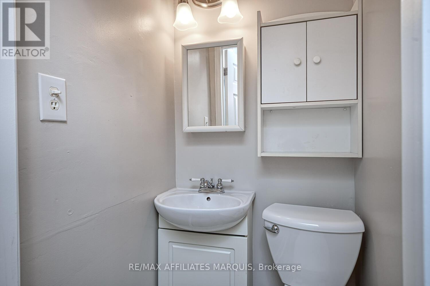 8 Winnifred Street N, Smiths Falls, Ontario  K7A 2N1 - Photo 21 - X12376505