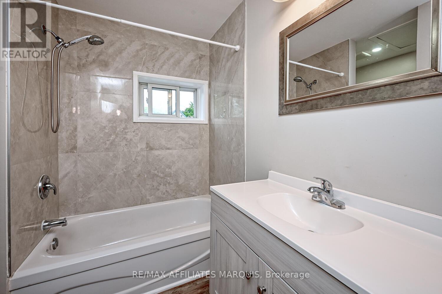 8 Winnifred Street N, Smiths Falls, Ontario  K7A 2N1 - Photo 24 - X12376505