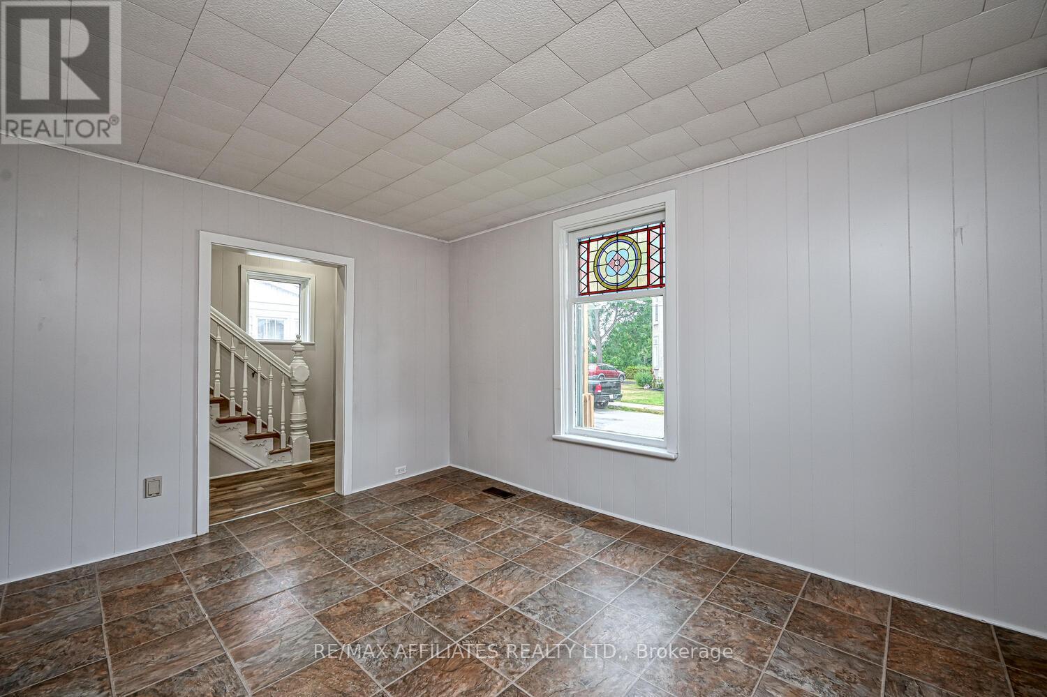 8 Winnifred Street N, Smiths Falls, Ontario  K7A 2N1 - Photo 8 - X12376505