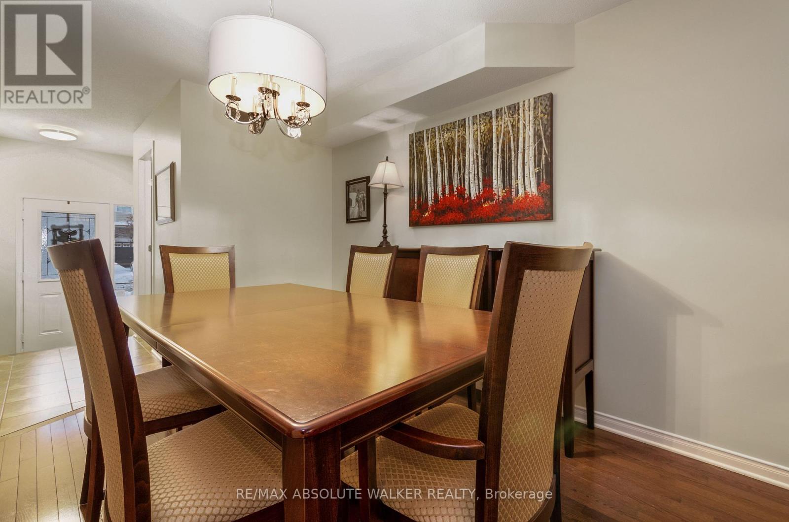 152 Challenge Crescent, Ottawa, Ontario  K4A 0T9 - Photo 3 - X12376510