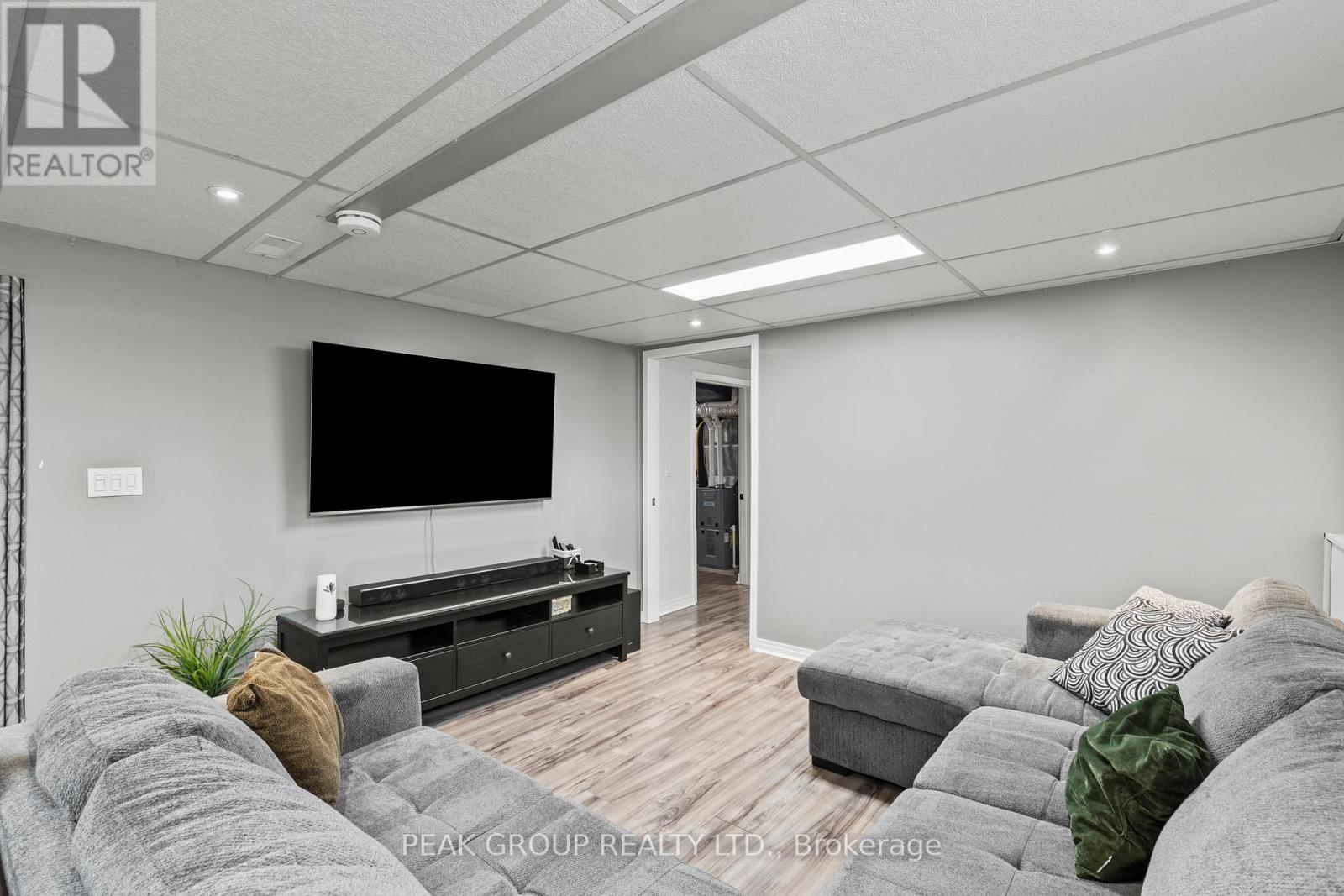 47 David Street, Welland, Ontario  L3B 2B4 - Photo 24 - X12376439