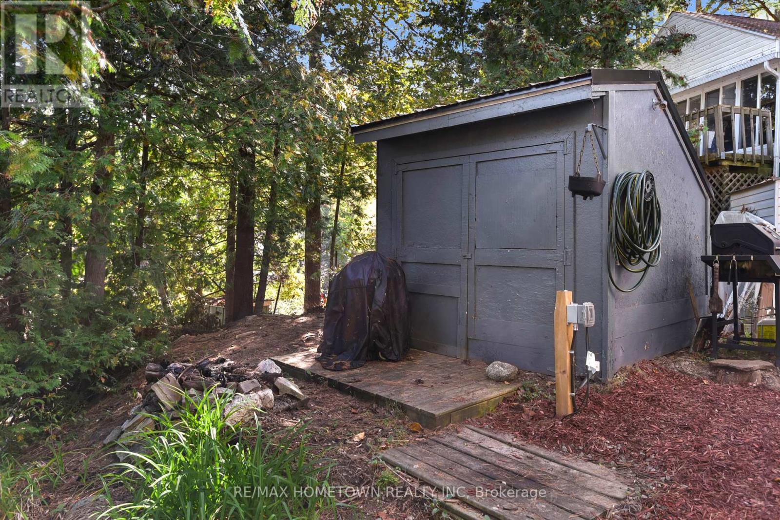 961 Narrows Lane, Leeds And The Thousand Islands, Ontario  K0E 1N0 - Photo 12 - X12376503