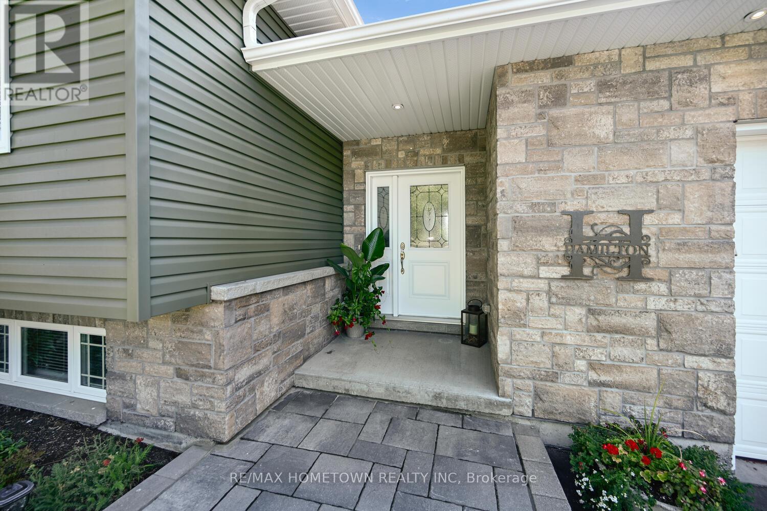 2915 2nd Concession, Elizabethtown-Kitley, Ontario  K6V 5T1 - Photo 6 - X12376532