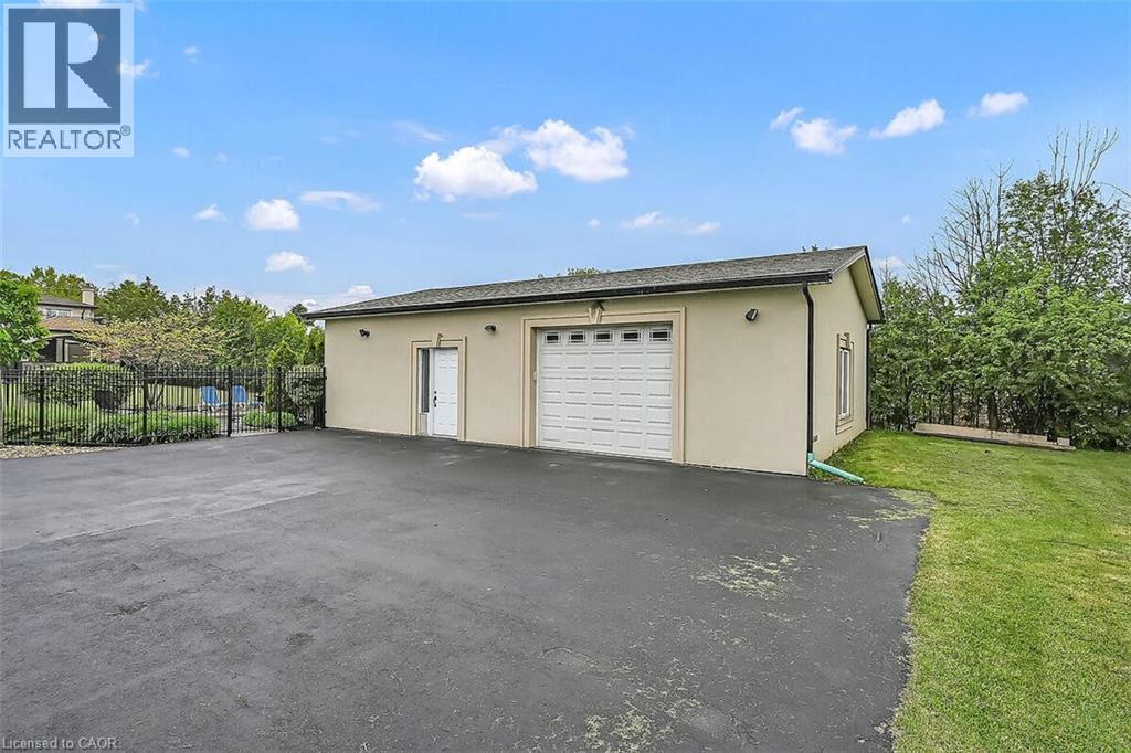 229 Green Mountain Road E, Stoney Creek, Ontario  L8E 3J5 - Photo 22 - 40735186