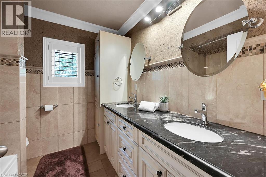 229 Green Mountain Road E, Stoney Creek, Ontario  L8E 3J5 - Photo 38 - 40735186