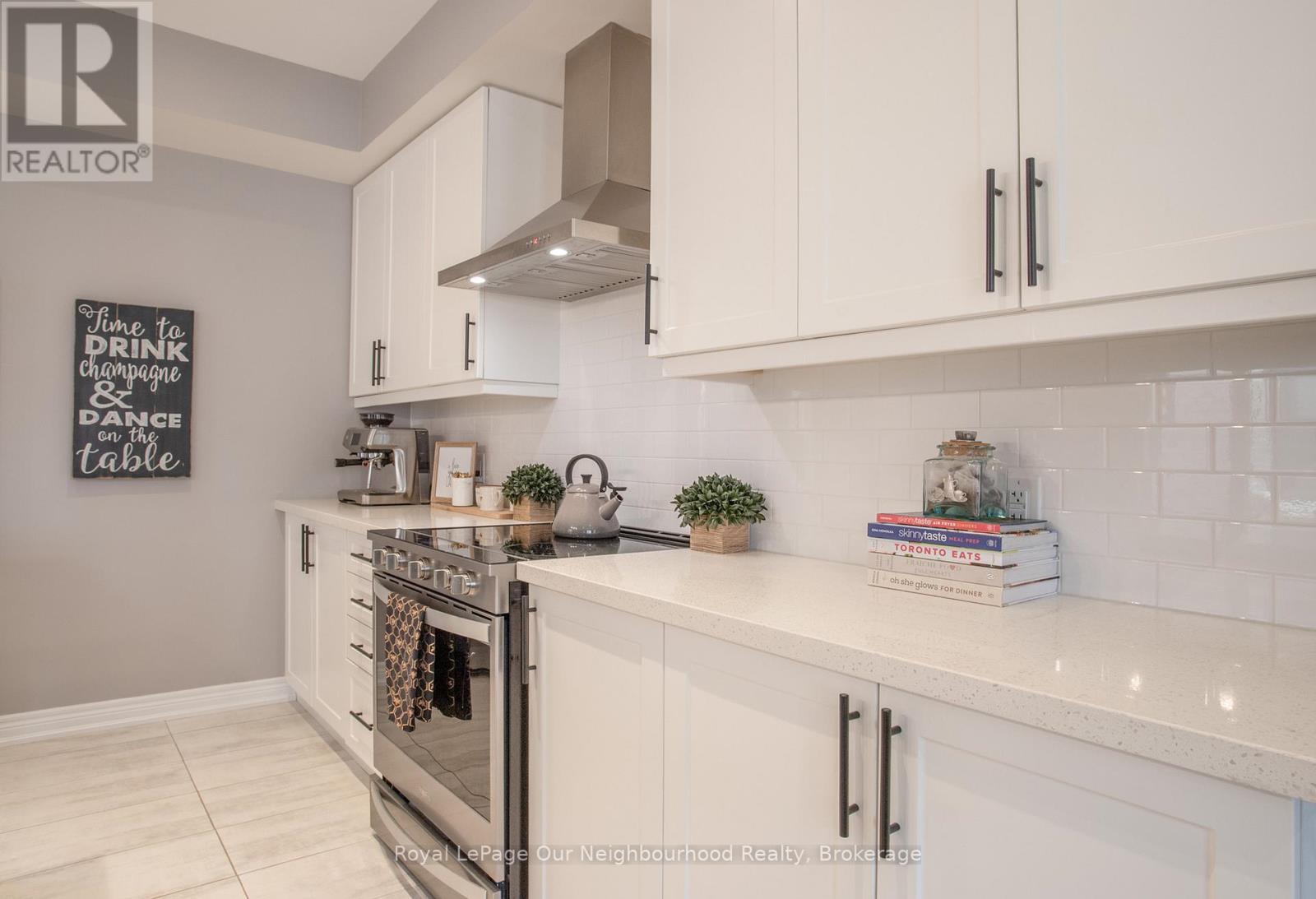95 Dorian Drive, Whitby, Ontario  L1P 0C8 - Photo 16 - E12376493