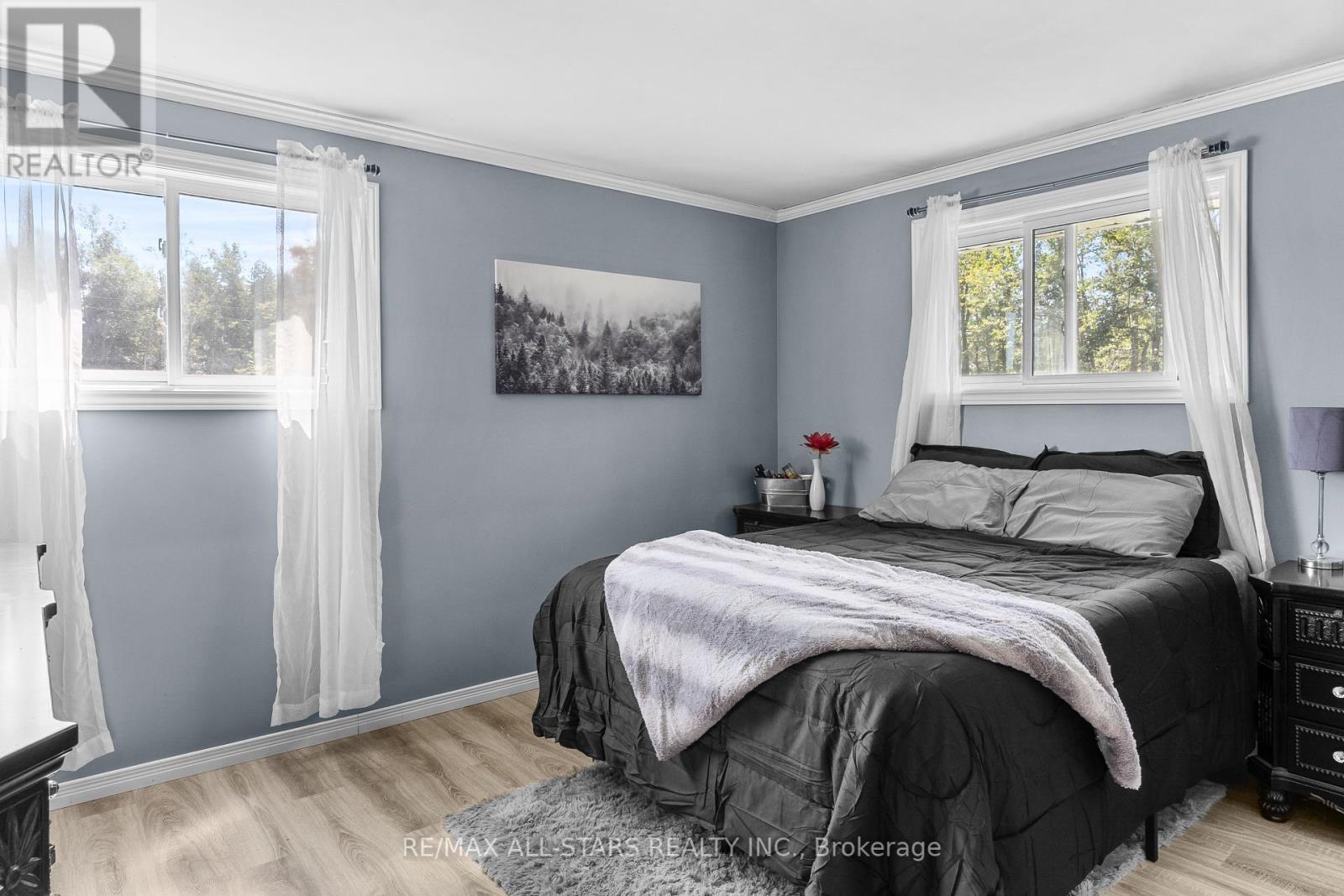 6077 Hwy 35, Kawartha Lakes, Ontario  K0M 1N0 - Photo 11 - X12376520