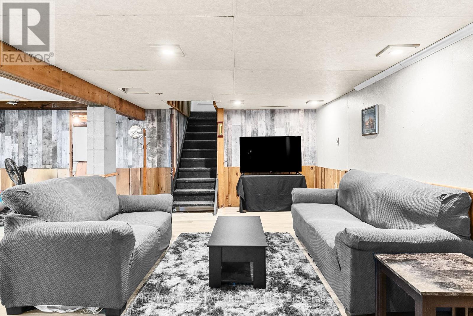 6077 Hwy 35, Kawartha Lakes, Ontario  K0M 1N0 - Photo 17 - X12376520