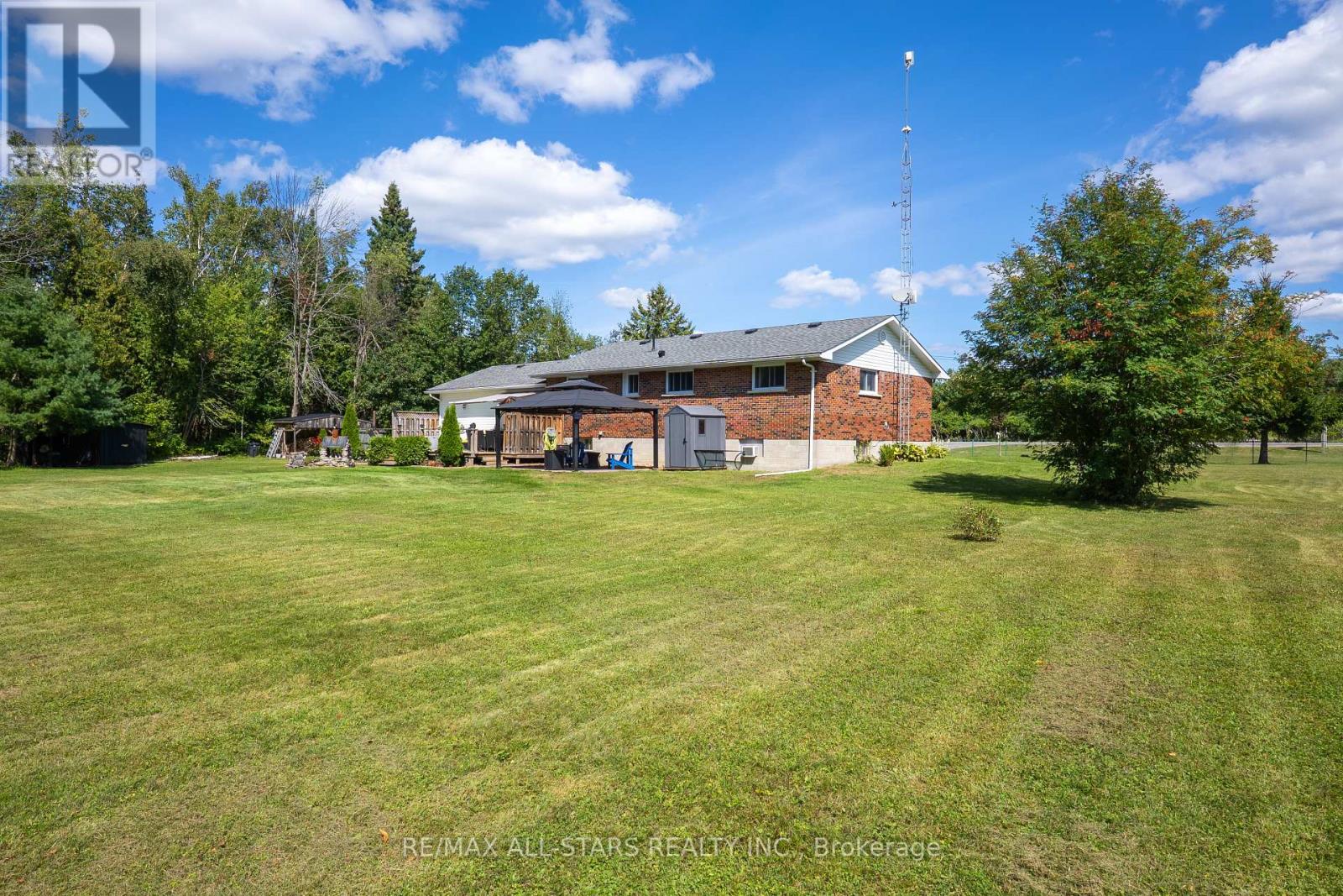6077 Hwy 35, Kawartha Lakes, Ontario  K0M 1N0 - Photo 27 - X12376520