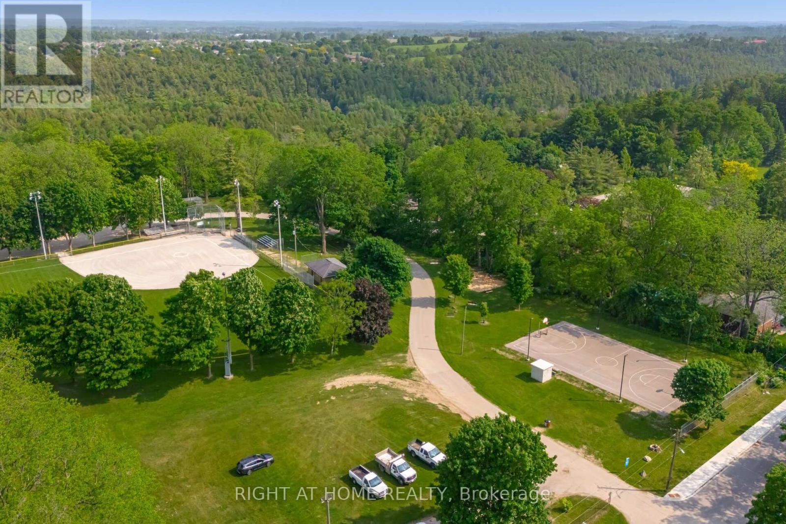 132 Coker Crescent, Guelph/eramosa, Ontario  N0B 2K0 - Photo 49 - X12340993