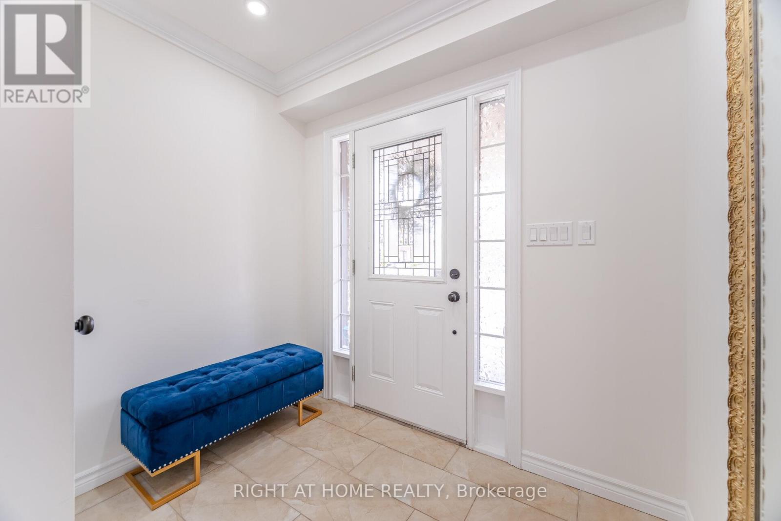 132 Coker Crescent, Guelph/eramosa, Ontario  N0B 2K0 - Photo 3 - X12340993