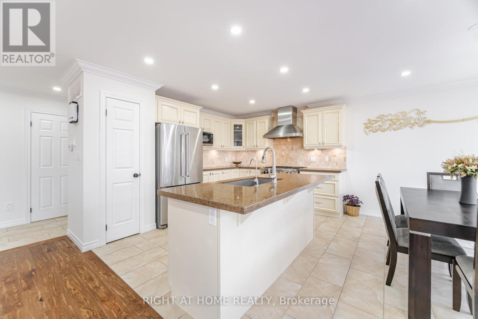 132 Coker Crescent, Guelph/eramosa, Ontario  N0B 2K0 - Photo 9 - X12340993