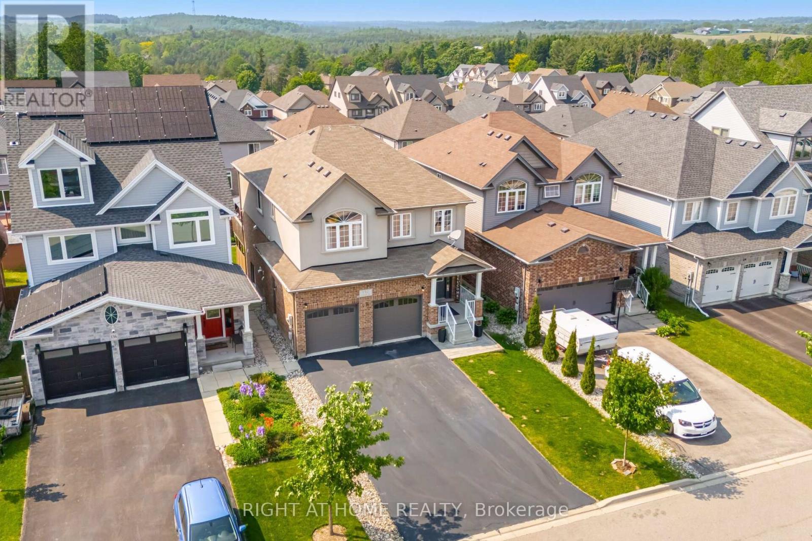 132 Coker Crescent, Guelph/eramosa, Ontario  N0B 2K0 - Photo 1 - X12340993