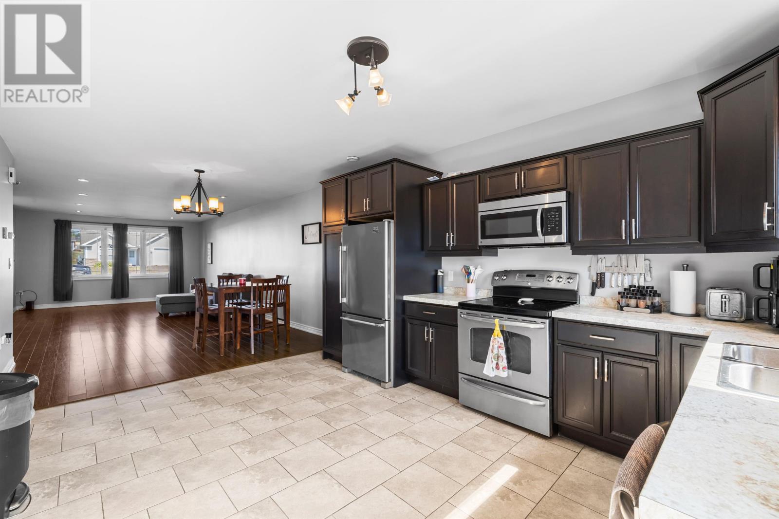 38 Parkman Drive, East Royalty, Prince Edward Island  C1C 0T4 - Photo 5 - 202522200
