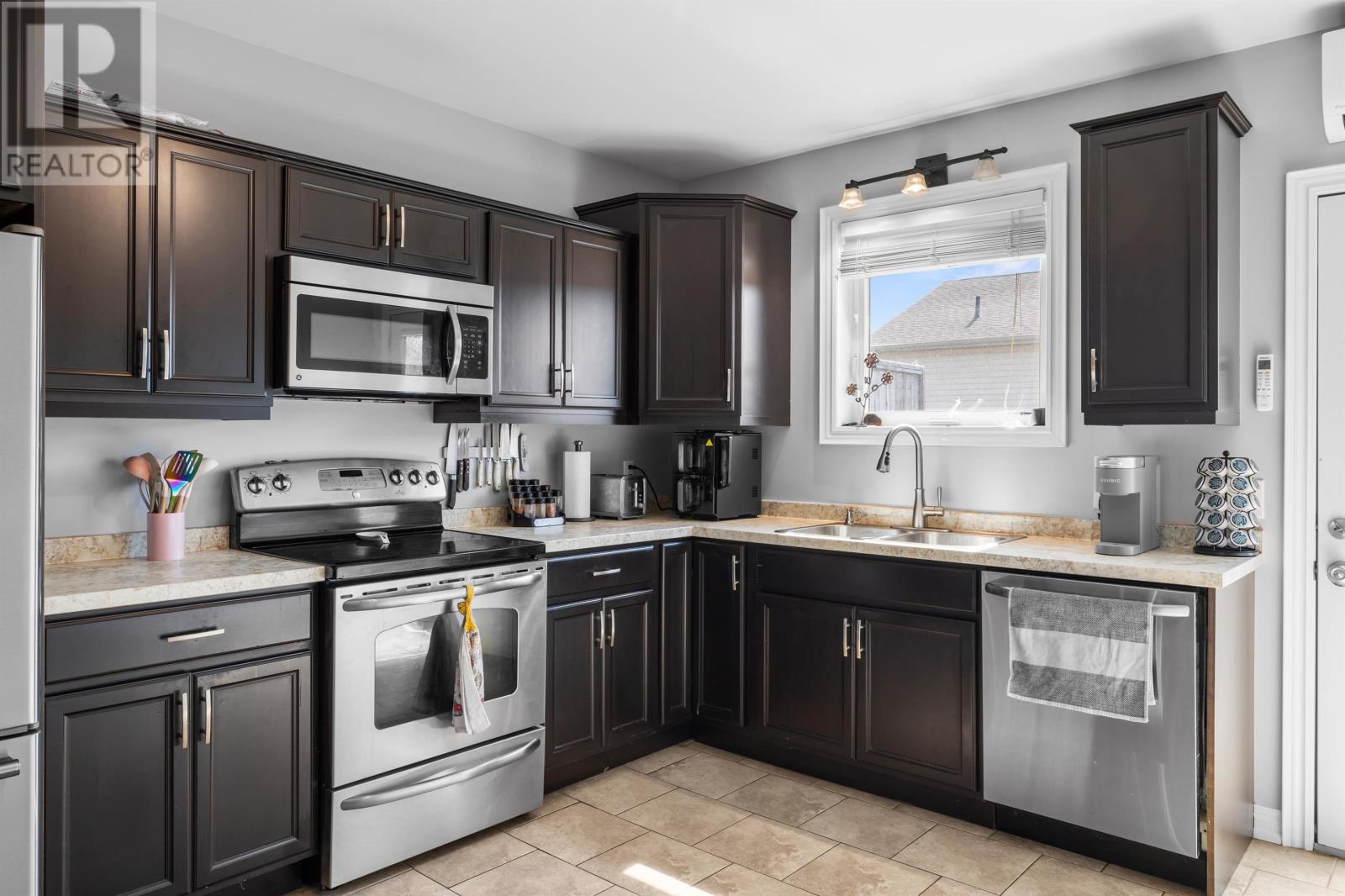 38 Parkman Drive, East Royalty, Prince Edward Island  C1C 0T4 - Photo 4 - 202522200