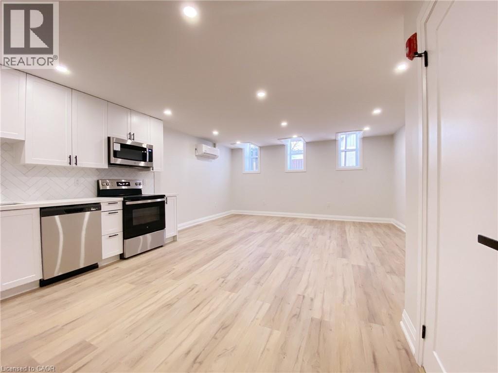 588 Barton Street E Unit# 4, Hamilton, Ontario  L8L 2Z5 - Photo 4 - 40752323