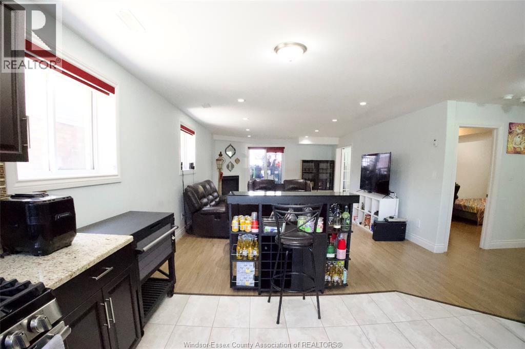 1935 Manitoba, Windsor, Ontario  N9B 3H8 - Photo 21 - 25022157