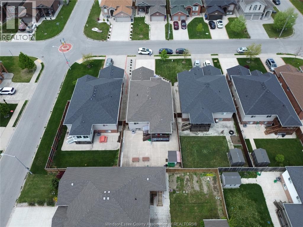 1935 Manitoba, Windsor, Ontario  N9B 3H8 - Photo 35 - 25022157