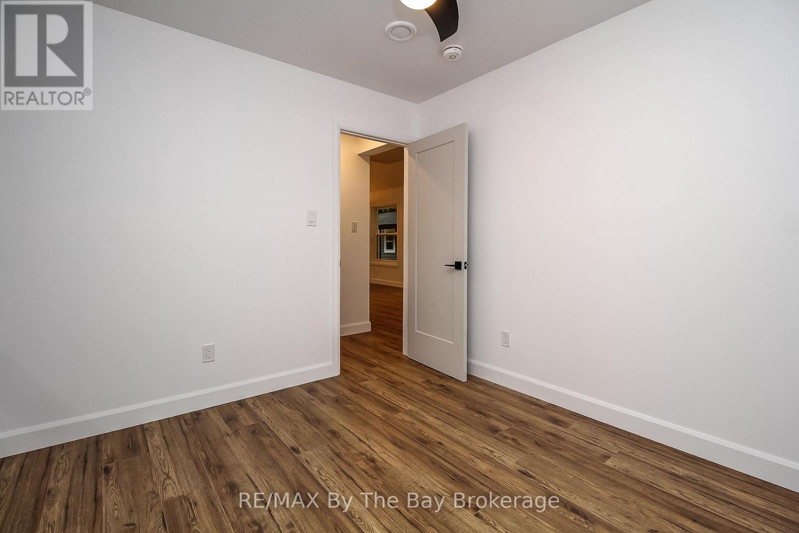 181 Knox Road E, Wasaga Beach, Ontario  L9Z 2T6 - Photo 25 - S12376607