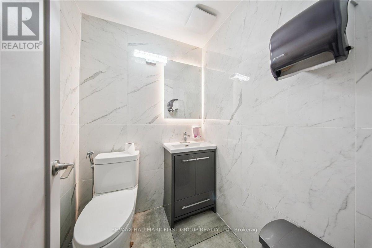 7 Nassau Street, Oshawa, Ontario  L1J 4A3 - Photo 13 - E12376548