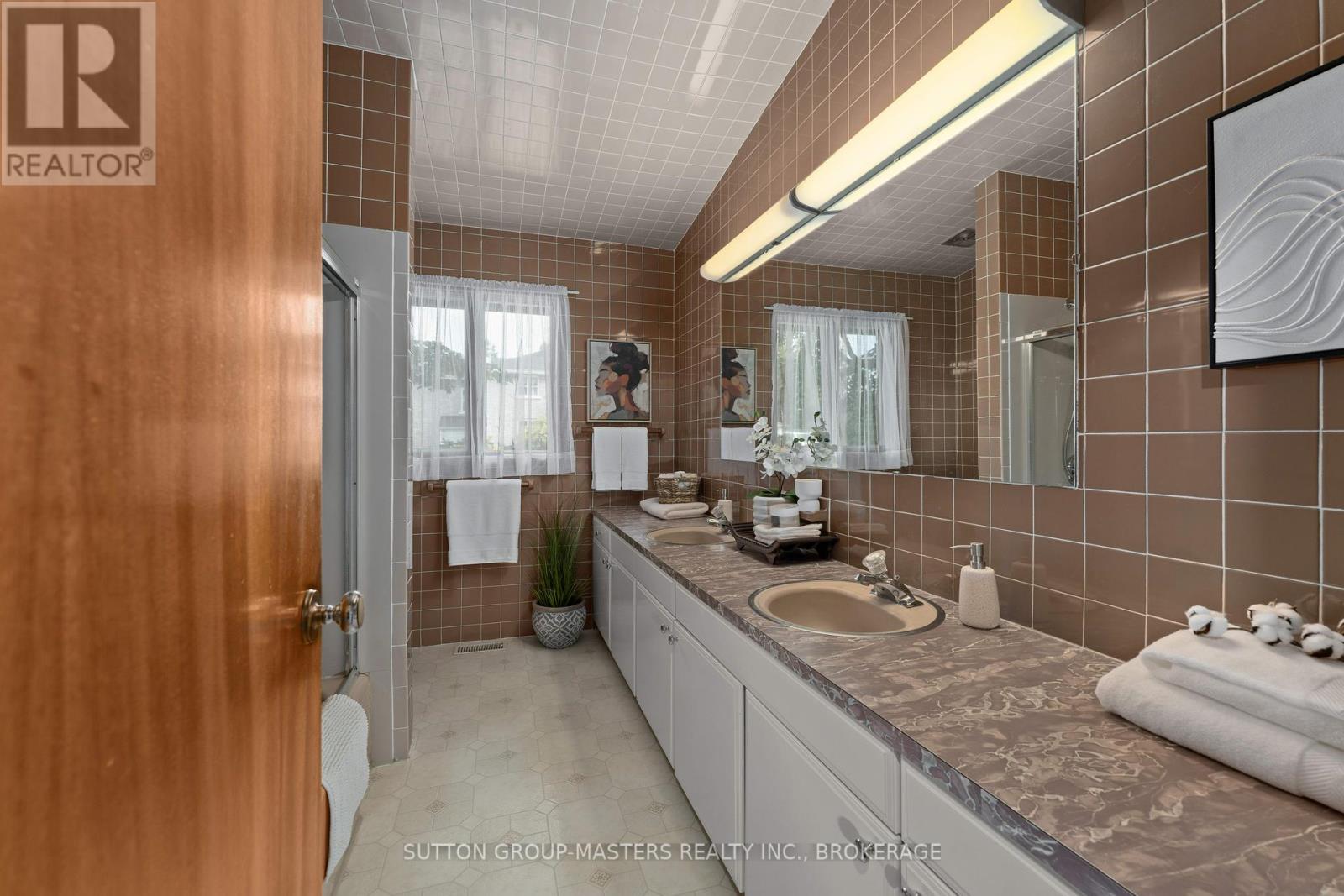 2 Churchill Street, Kingston, Ontario  K7M 2K5 - Photo 22 - X12376594