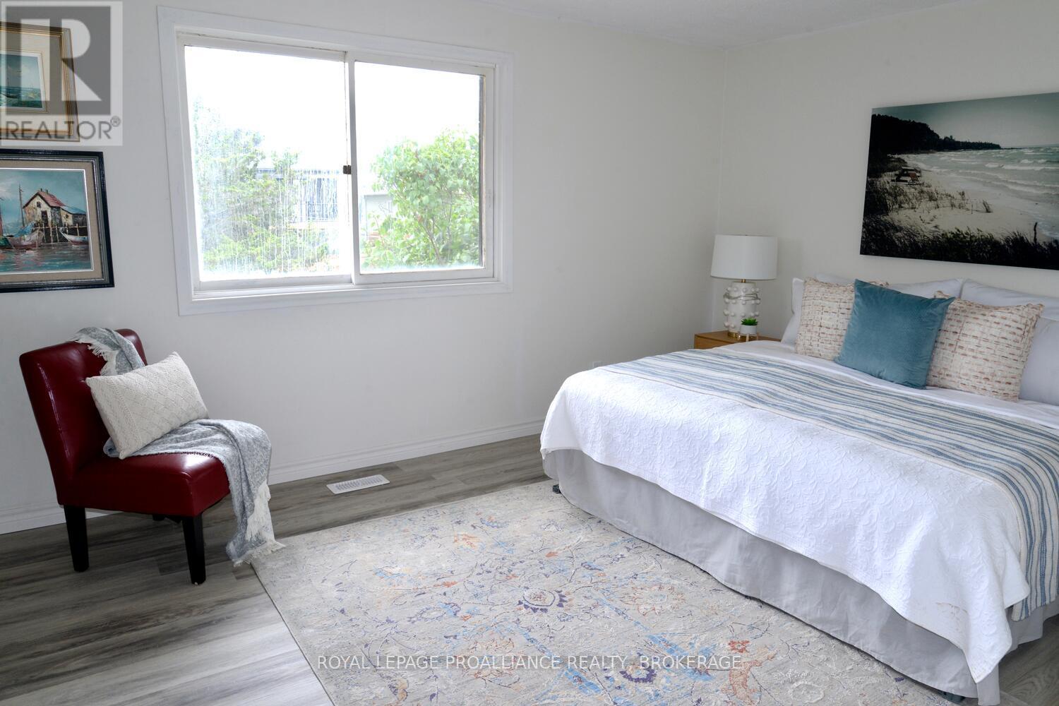 5 South Street, Loyalist, Ontario  K0H 2H0 - Photo 18 - X12376763