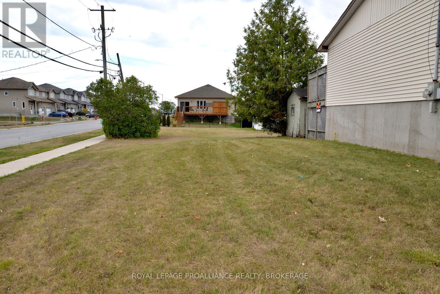 5 South Street, Loyalist, Ontario  K0H 2H0 - Photo 34 - X12376763