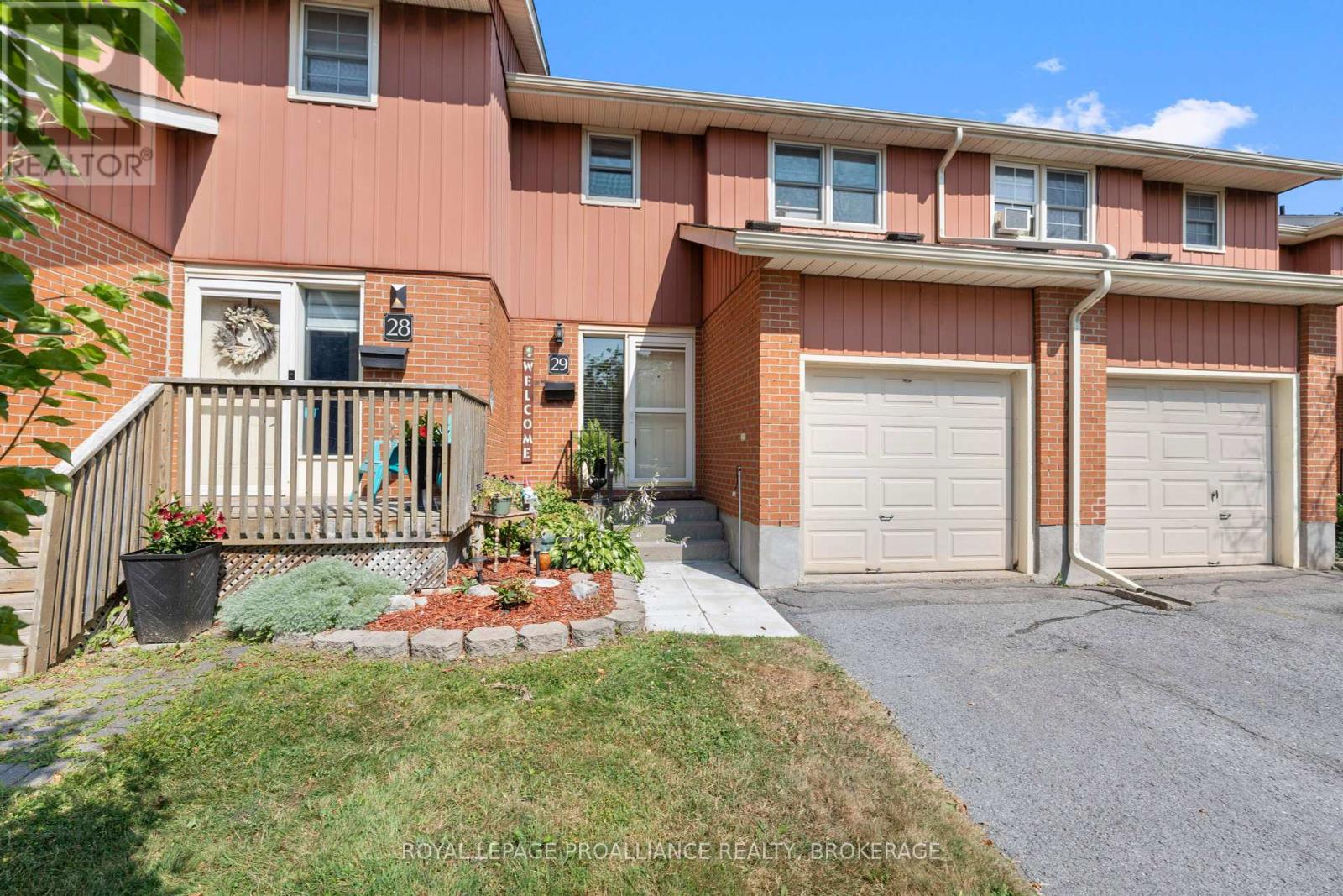 29 - 19 Macpherson Avenue, Kingston, Ontario  K7M 6W4 - Photo 4 - X12376826