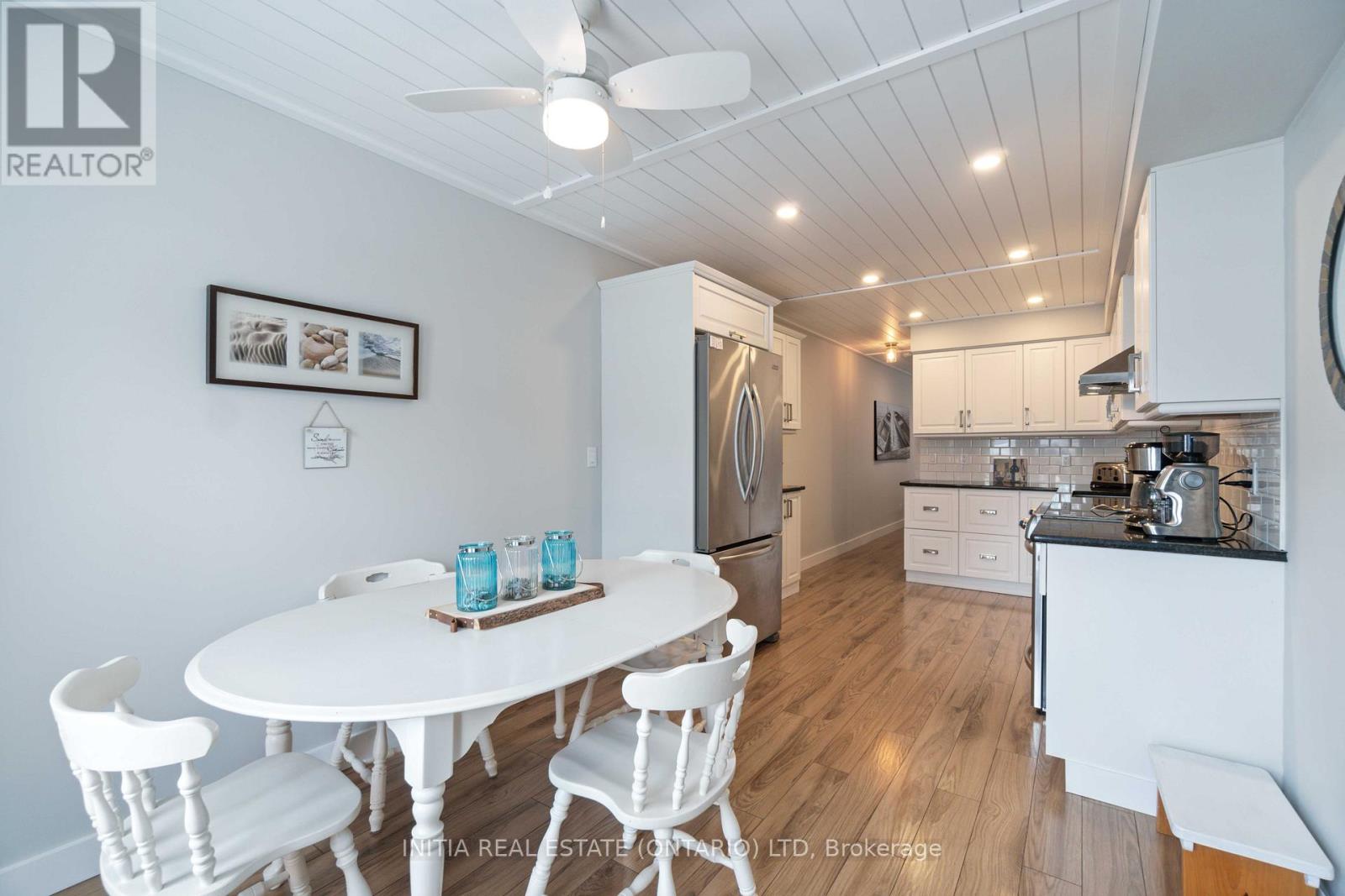 11 - 5 River Road, Lambton Shores (Grand Bend), Ontario  N0M 1T0 - Photo 10 - X12376543