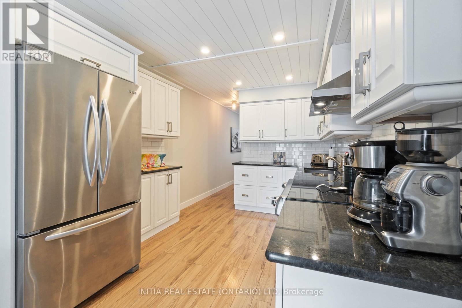 11 - 5 River Road, Lambton Shores (Grand Bend), Ontario  N0M 1T0 - Photo 14 - X12376543