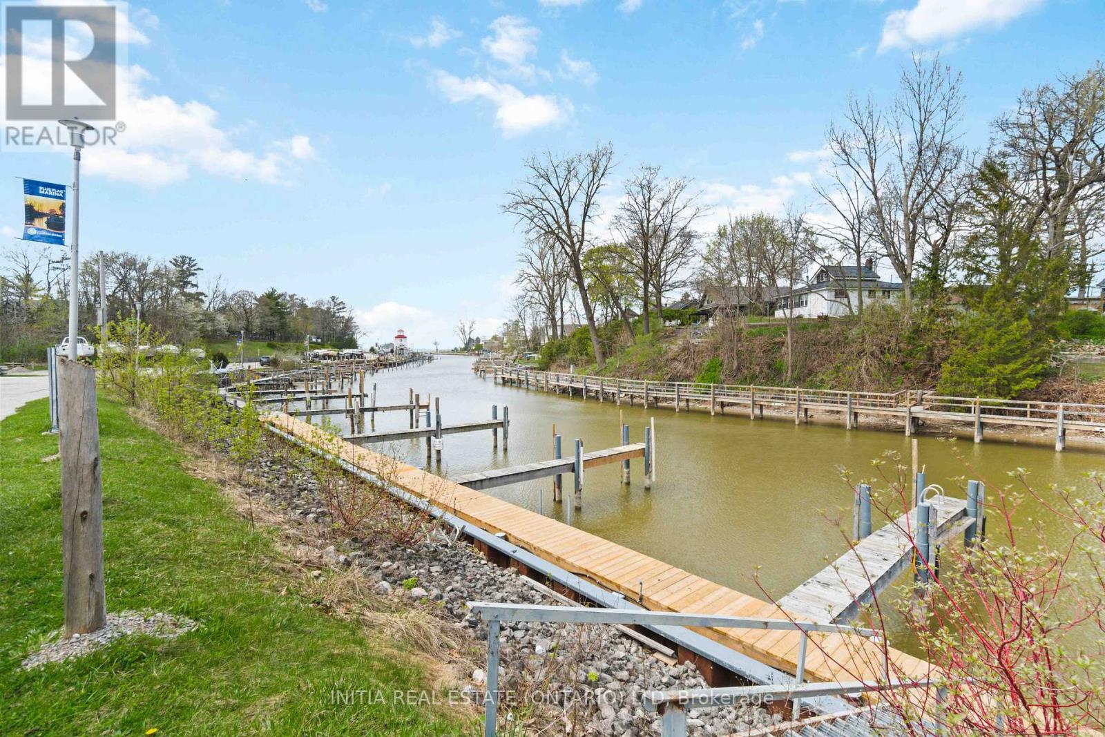 11 - 5 River Road, Lambton Shores (Grand Bend), Ontario  N0M 1T0 - Photo 37 - X12376543