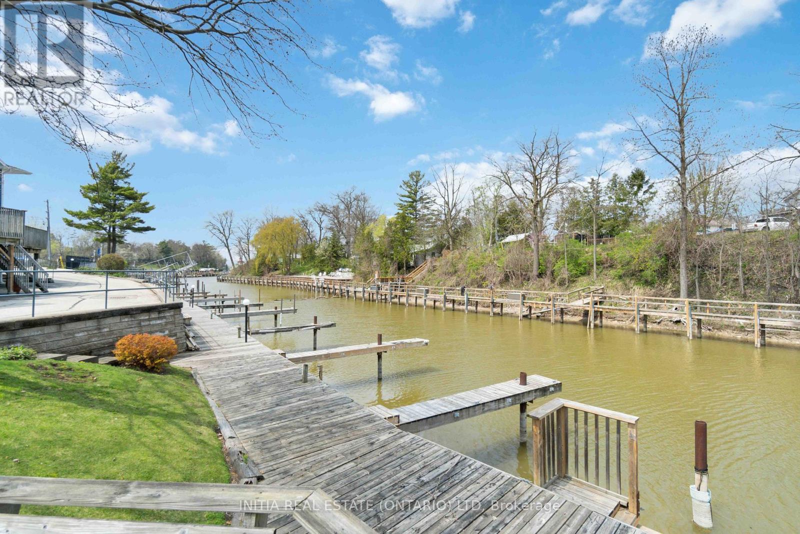 11 - 5 River Road, Lambton Shores (Grand Bend), Ontario  N0M 1T0 - Photo 38 - X12376543