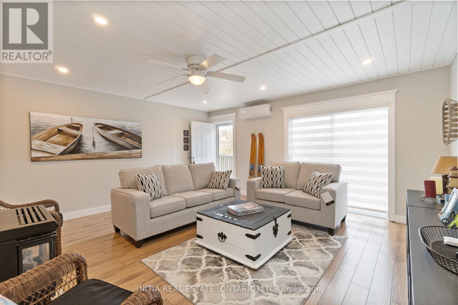 11 - 5 River Road, Lambton Shores (Grand Bend), Ontario  N0M 1T0 - Photo 6 - X12376543