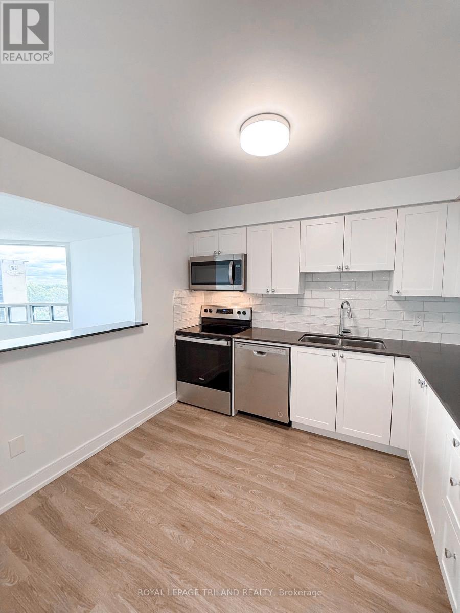 1011 - 675 Richmond Street, London East, Ontario  N6A 5X4 - Photo 3 - X12376573