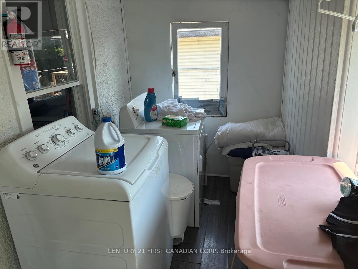 1629 Drouillard Road, Windsor, Ontario  N8Y 2S4 - Photo 13 - X12376584