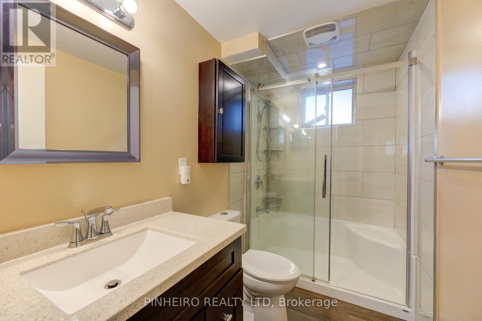 67 Harcroft Crescent, London South, Ontario  N6C 2Z9 - Photo 28 - X12376722