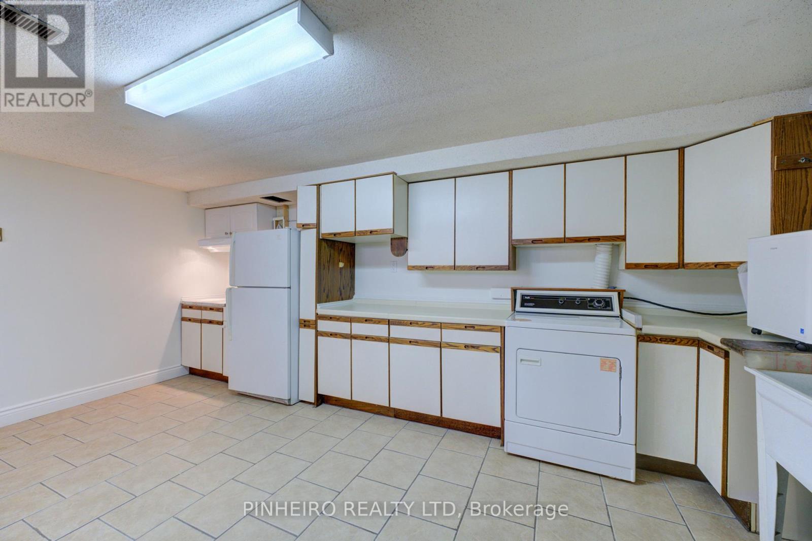 67 Harcroft Crescent, London South, Ontario  N6C 2Z9 - Photo 29 - X12376722