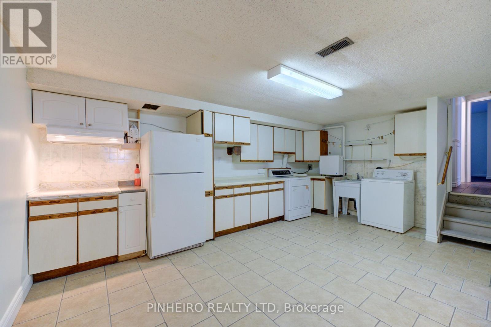 67 Harcroft Crescent, London South, Ontario  N6C 2Z9 - Photo 30 - X12376722