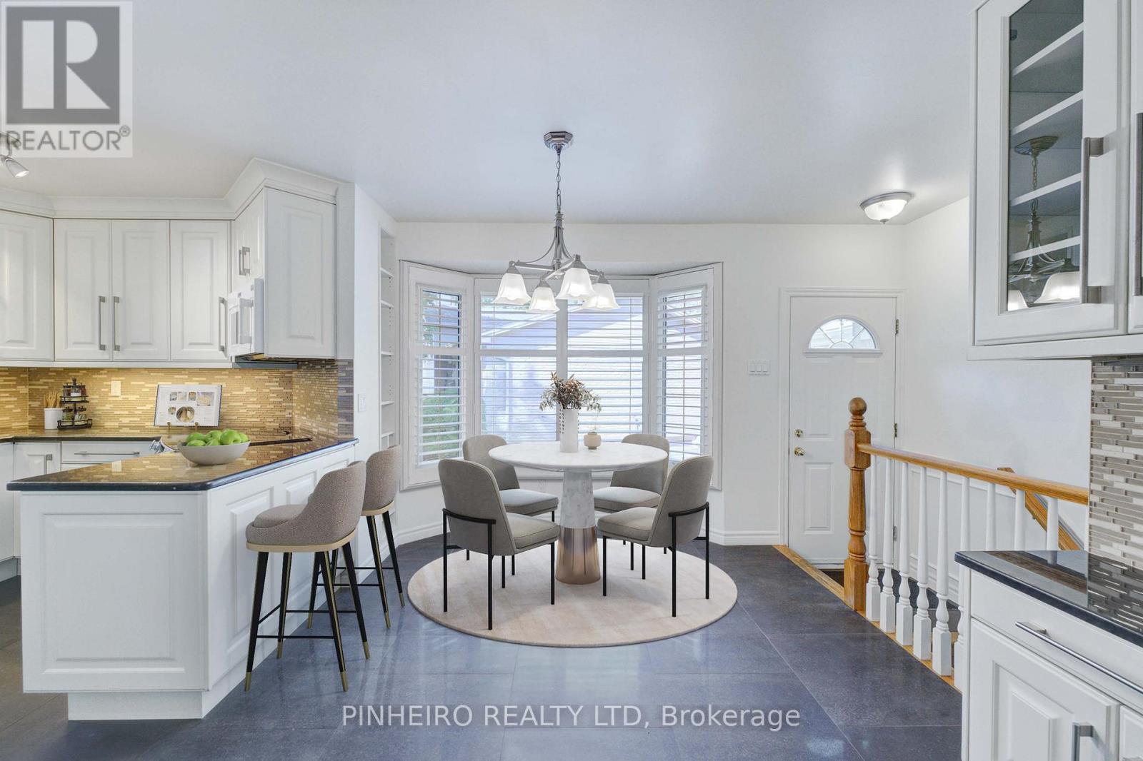 67 Harcroft Crescent, London South, Ontario  N6C 2Z9 - Photo 7 - X12376722