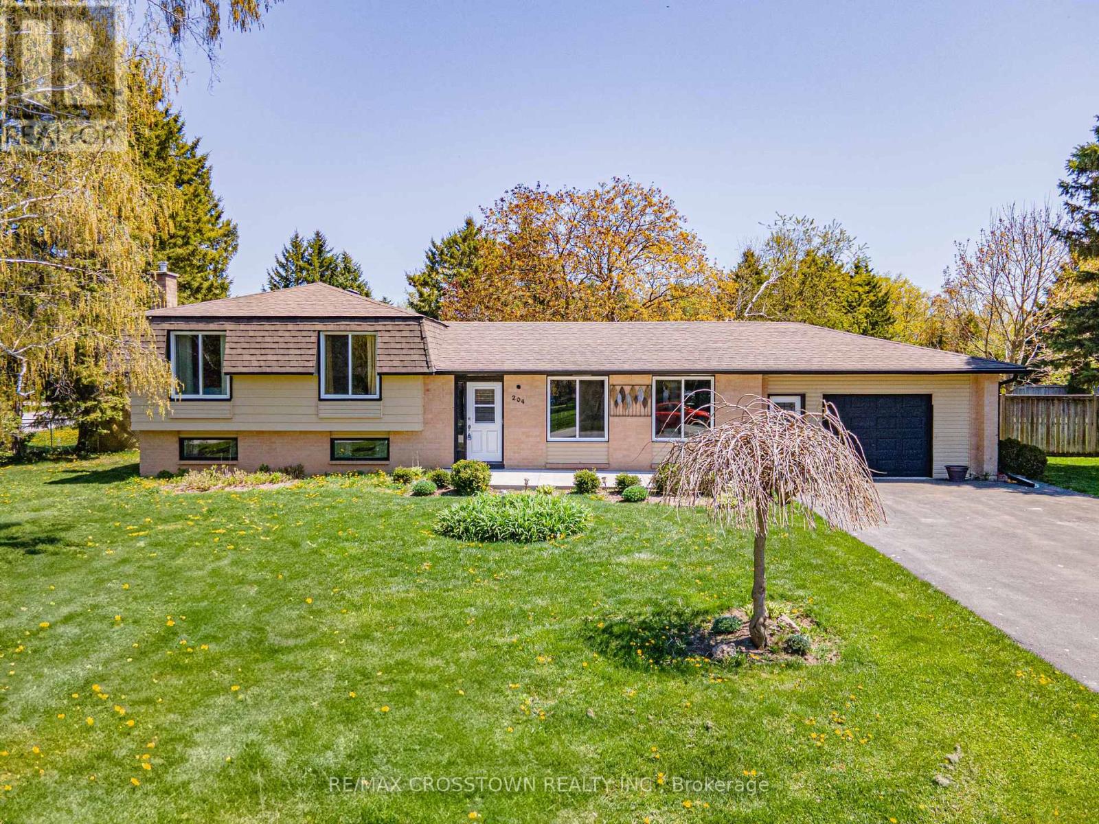 204 Camilla Crescent, Essa (Thornton), Ontario  L0L 2N0 - Photo 25 - N12376461
