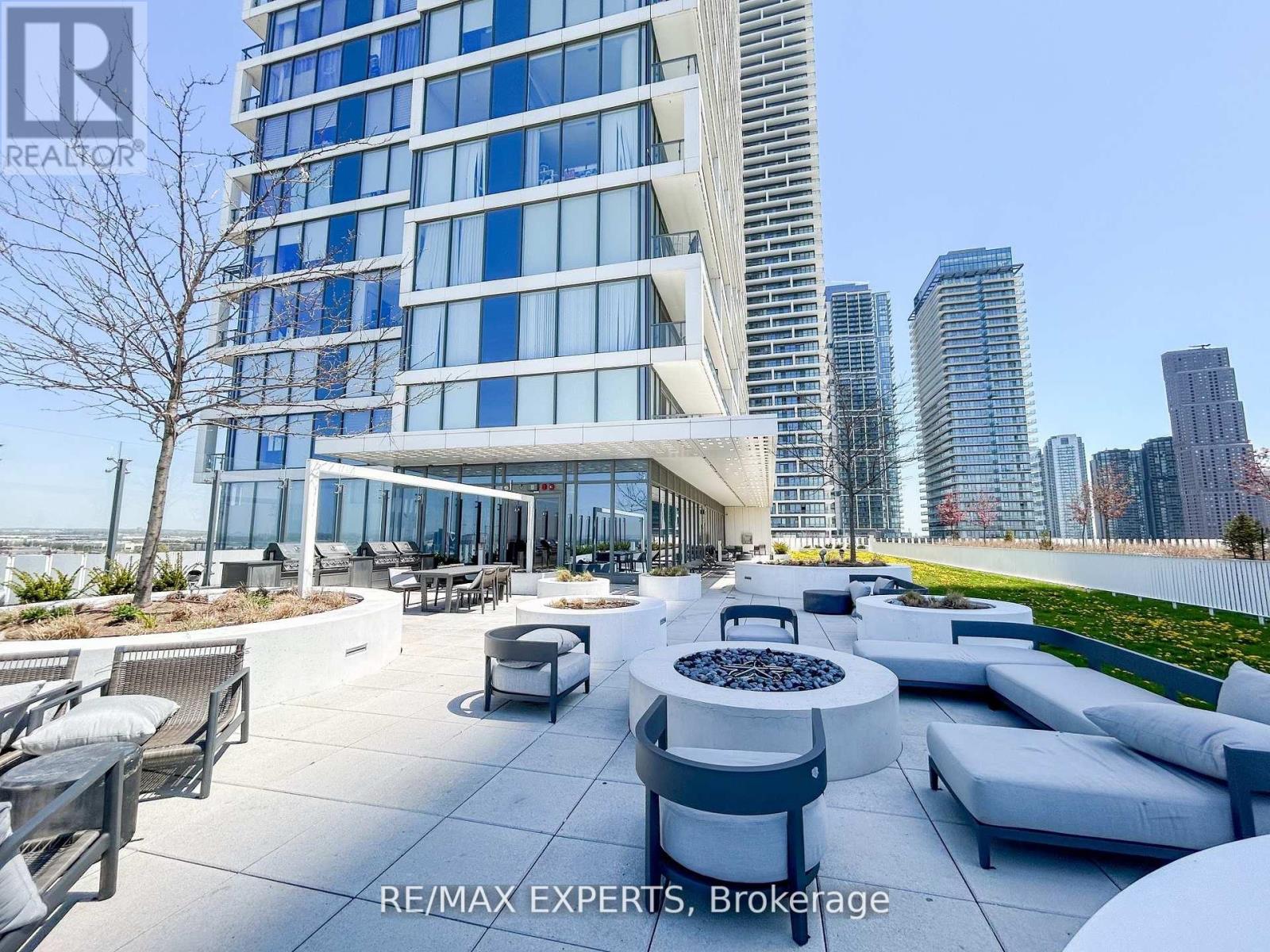 Th05 - 9 Buttermill Avenue W, Vaughan, Ontario  L4K 0M5 - Photo 26 - N12376466