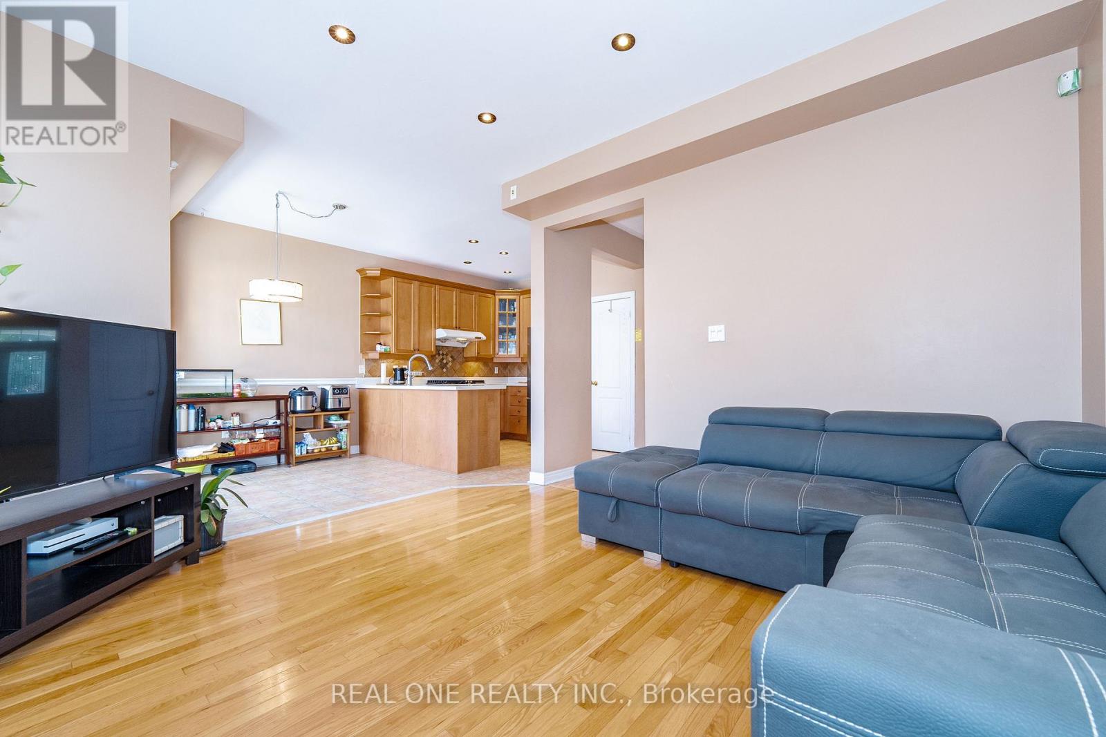40 Saffron Street, Markham (Greensborough), Ontario  L6E 1L3 - Photo 10 - N12376481